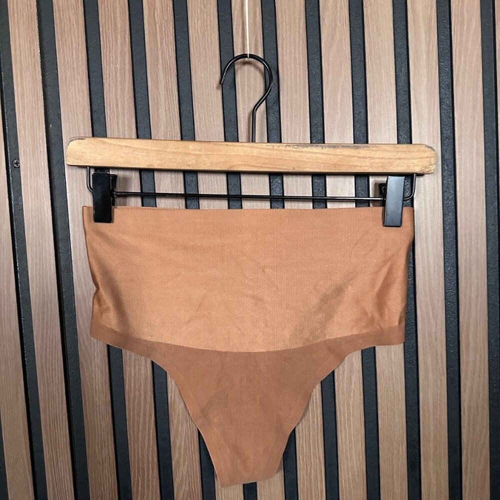 New Victorias Secret Panties Medium Brown Body High Rise Soothing Thong / String